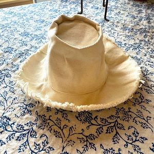 The Magic Hat, Natural Canvas, Large